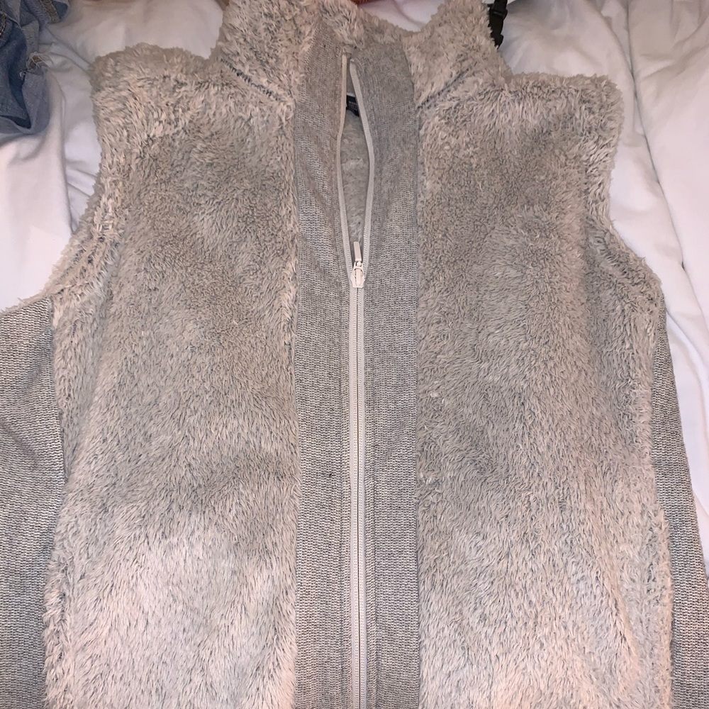 vest
